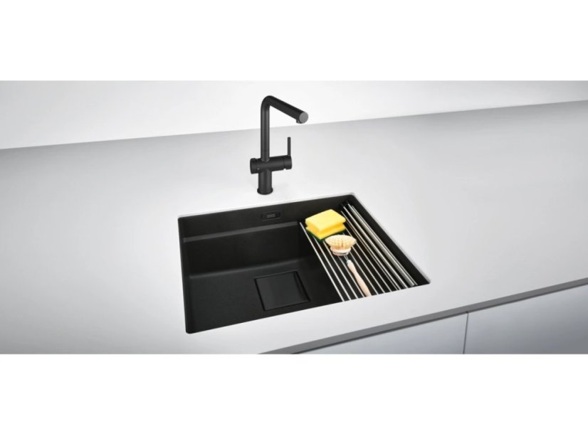 Kuchynská batéria Franke FN 5350.901 Active Twist Matná čierna